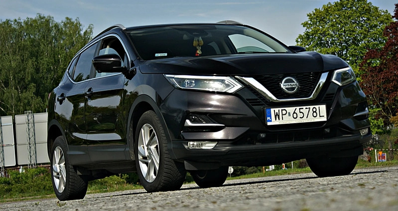 Nissan Qashqai cena 69900 przebieg: 135500, rok produkcji 2018 z Sierpc małe 781